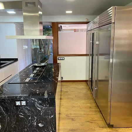 Arlington Real Estate Vigo 别墅 *