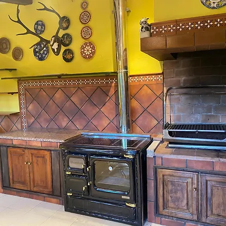 Arlington Real Estate Vigo Villa *